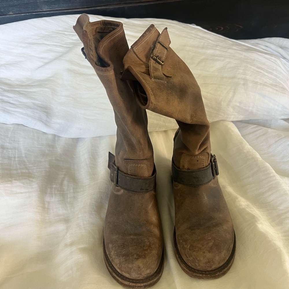 Freebird by Steven Brown Leather Boots